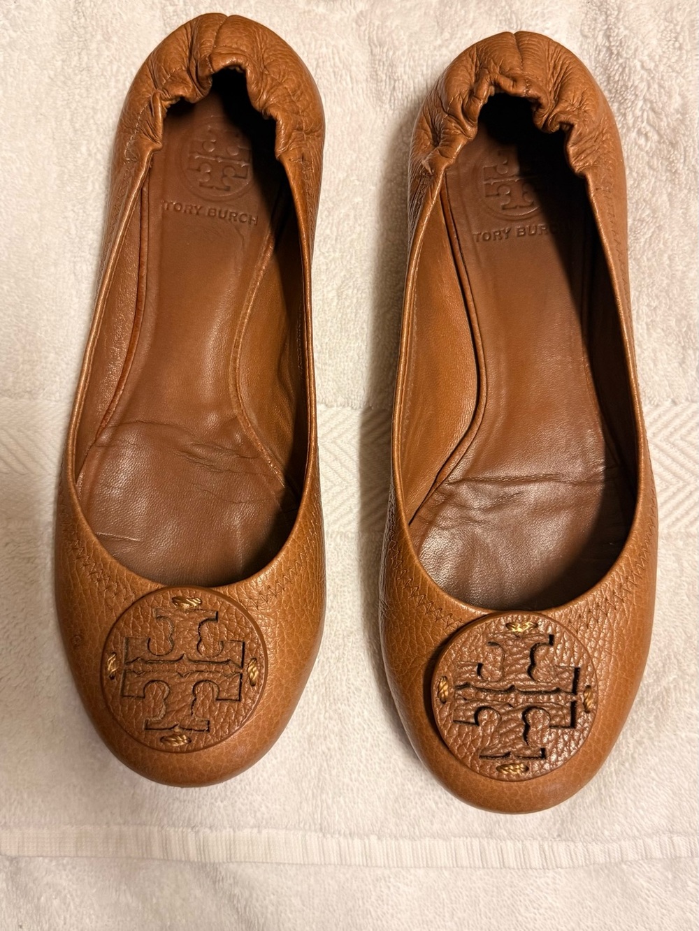 Tory Burch Cognac Leather Logo Ballet Flats - Picture 2 of 9